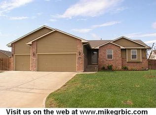 3401 N Hazelwood St, Wichita, KS 67205