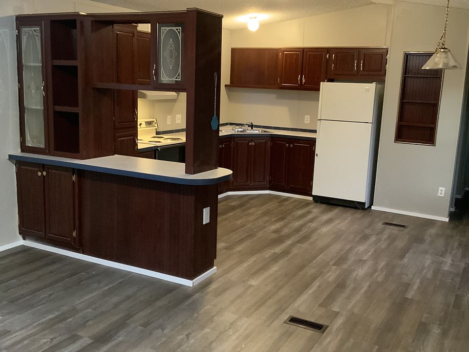 1st image of 253 Pebble Rock Cir #2