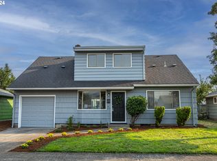 1435 Pleasant St, Springfield, OR 97477