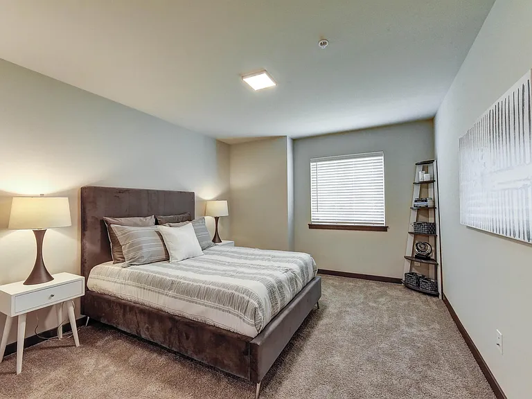 Silver Creek Apartment Homes — Photo 16