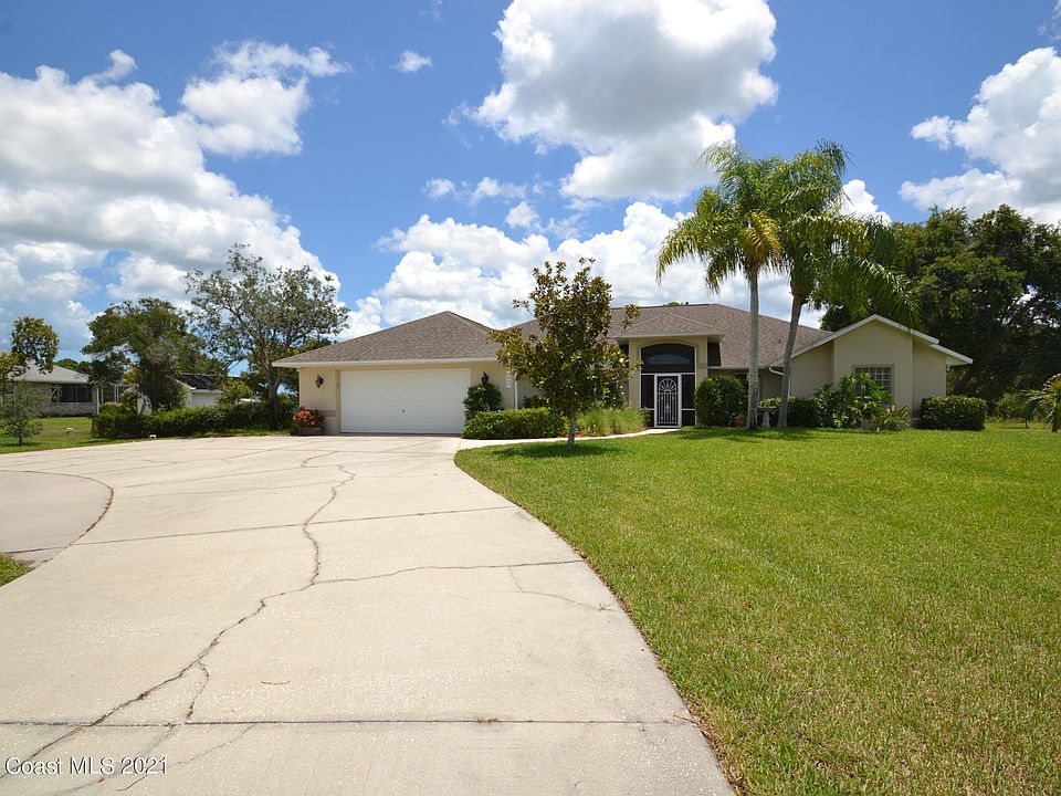 1st image of 4065 Garvin Lake Dr