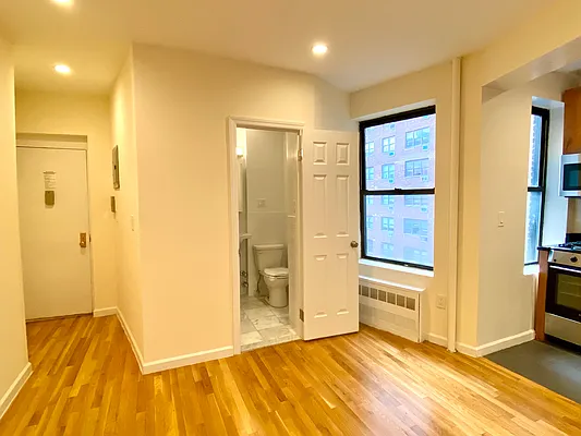 Rented by City & Suburban | media 3