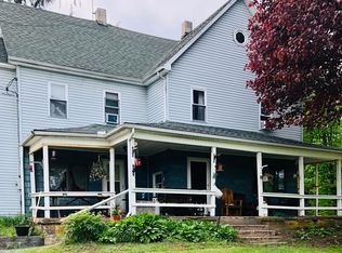 6 Curtis Ln, Waymart, PA 18472