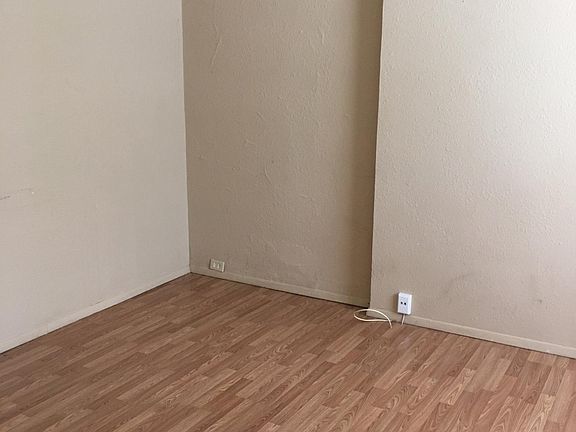 2nd image of 4644 Virginia Ave