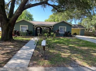 18601 San Rio Cir, Lutz, FL 33549