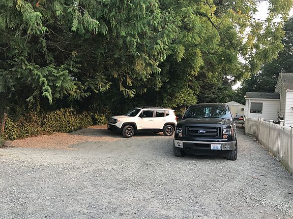 RV & Boat Parking