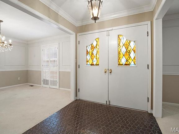 2nd image of 1932 Sturfield Ct