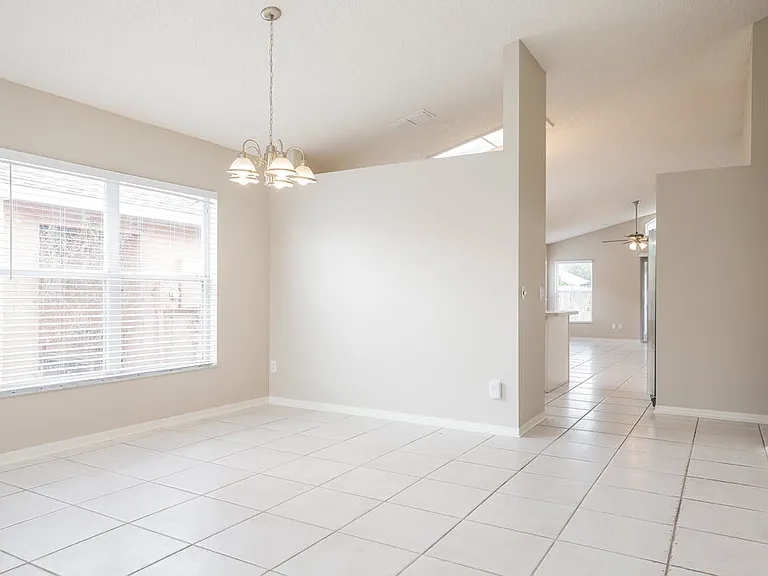 15833 Pine Lily Ct — Photo 4