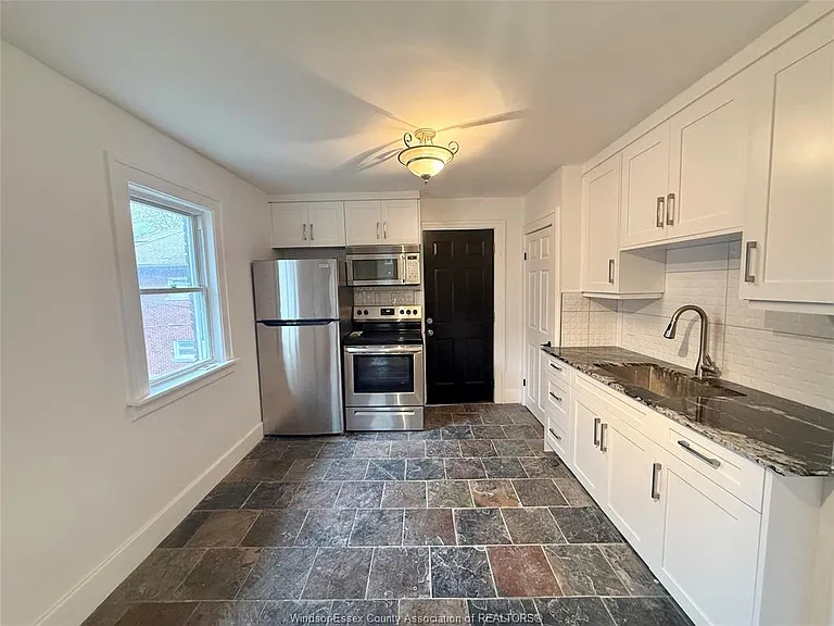 837 Louis Ave #UPPER — Photo 6