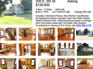 205 E 5th St, Tipton, IA 52772