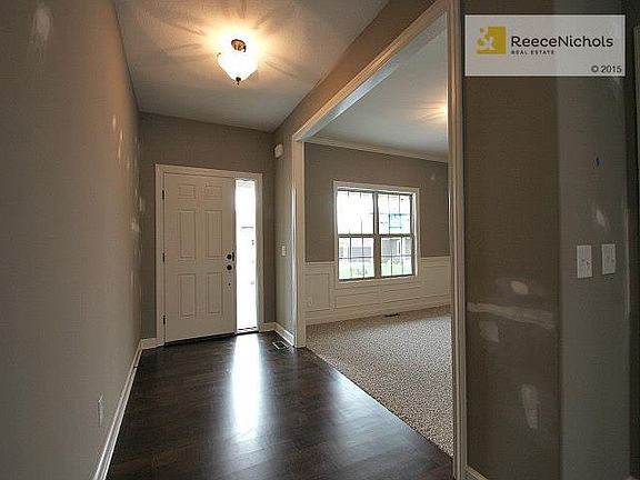 3rd image of 9323 N Dawn Ave