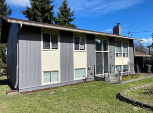 135 Oak Ln, Port Angeles, WA 98362