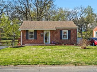 8648 Ardelia Ave, Saint Louis, MO 63114