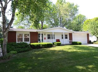 5337 Knightsbridge Rd, Madison, WI 53714