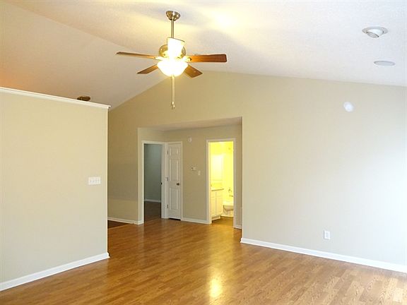 2nd image of 10645 Riverwood Blvd
