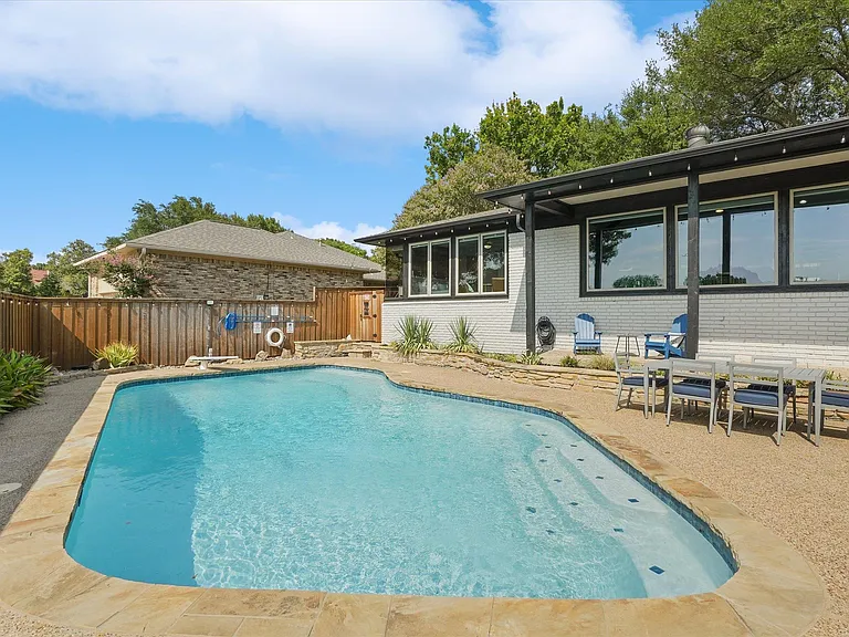 1608 S Alamo Rd — Photo 38