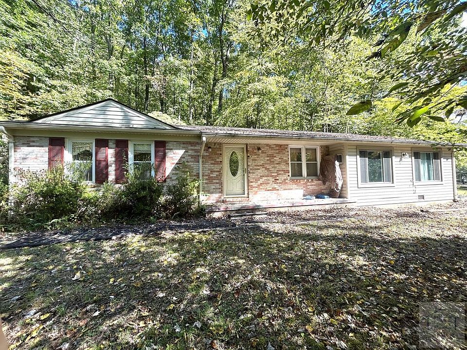 1st image of 580 Poorhouse Creek Rd