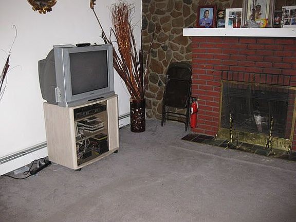 3rd image of 4-02 Bergen Ave