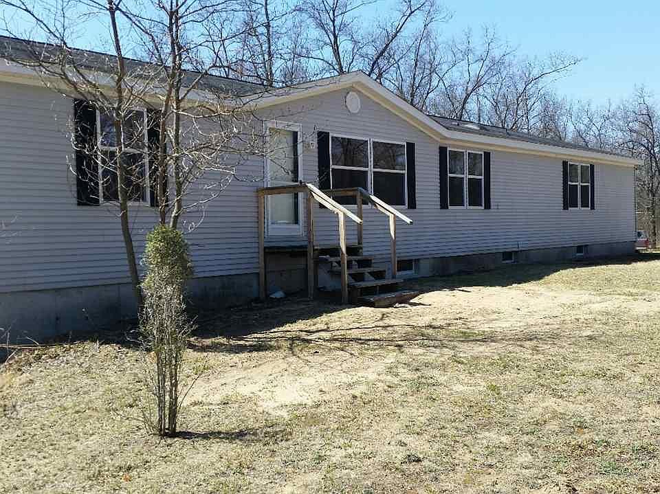 1st image of 1910 Brooks Ln