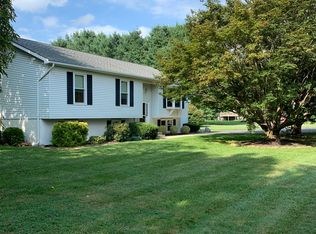 263 Croshaw Rd, Wrightstown, NJ 08562