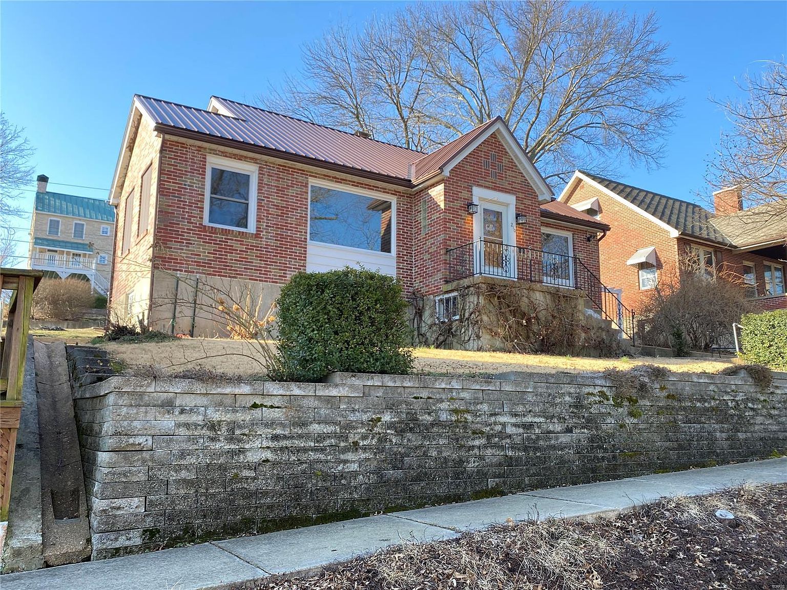 210 W 3rd St Hermann Mo 65041 Mls 21013087 Zillow