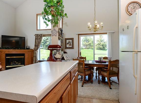 4th image of 3678 Abercrombie Ln