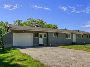 370 Rogers St, Tewksbury, MA 01876