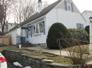 12 Vermette Ct, Ipswich, MA 01938