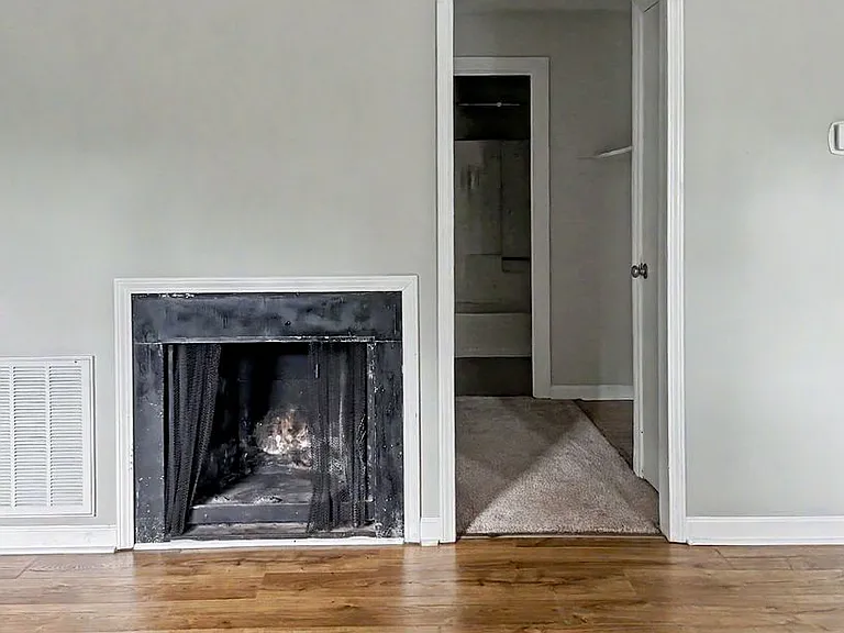 200 Bull Run Street — Photo 6