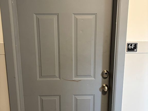 5th image of 213 Golden Hill St #6F