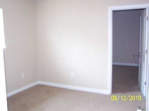 5th image of 3112 Judy Dr