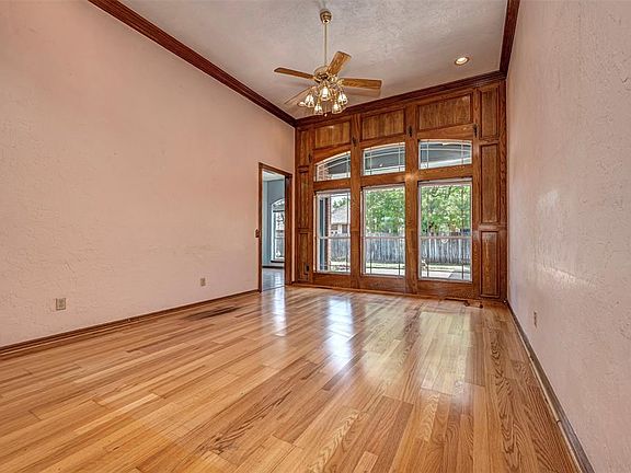 3rd image of 11416 Rosehaven Dr