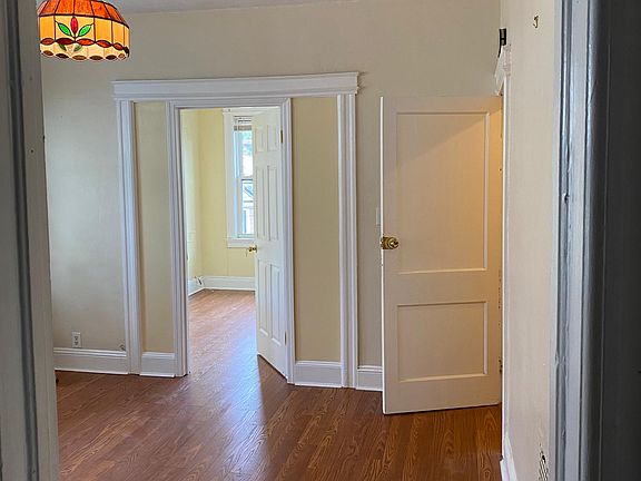 2nd image of 181 Van Buren St Floor 2