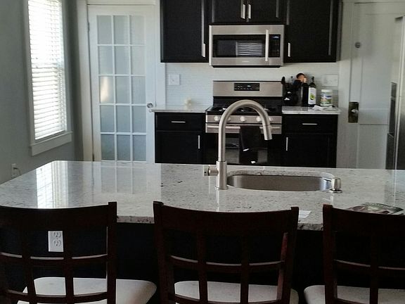 Granite & Stainless Kitchen