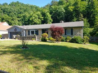 278 Cedar Creek Rd, Pikeville, KY 41501
