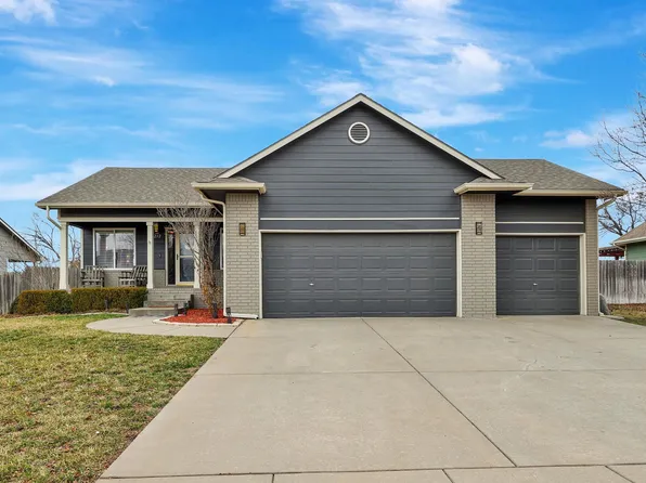 2212 E Glen Hills Dr, Derby, KS 67037