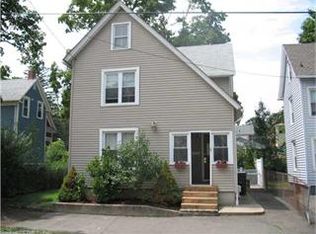 11 Burr Ave, Middletown, CT 06457