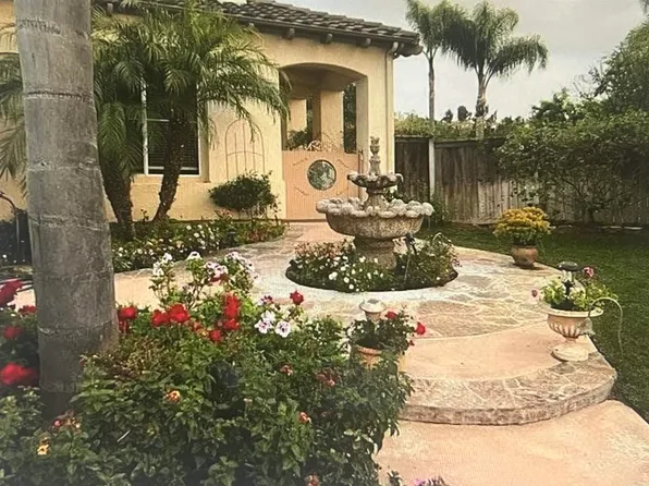 7908 Calle Oliva, Carlsbad, CA 92009
