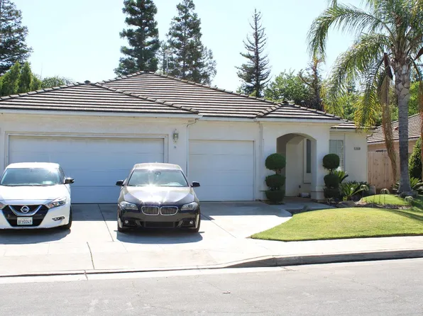 7530 N Carnegie Ave, Fresno, CA 93722