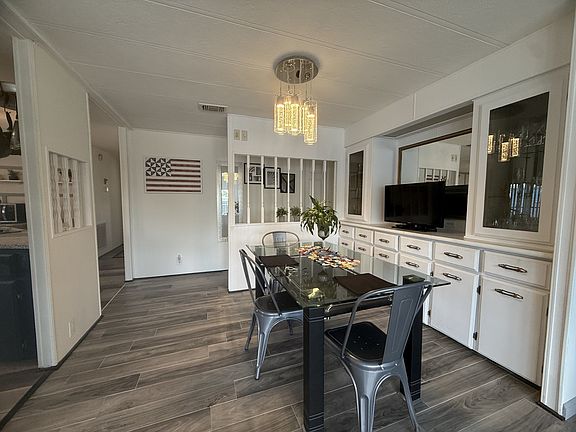 5th image of 5457 Stonehaven Ln #347