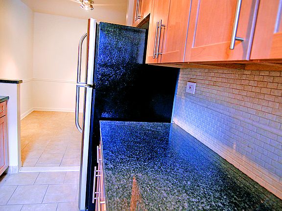 2nd image of 277 E 207th St APT 4K