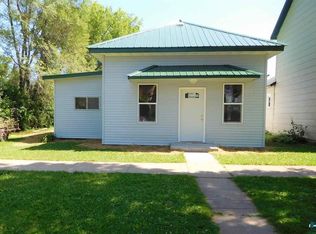 714 6th Ave W, Ashland, WI 54806