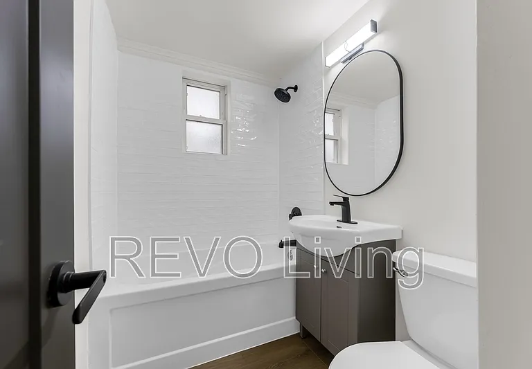 6911 Barker St #6 — Photo 12
