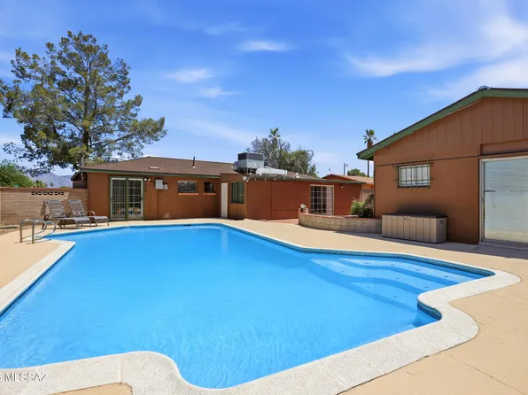 5526 E 20th St, Tucson, AZ 85711