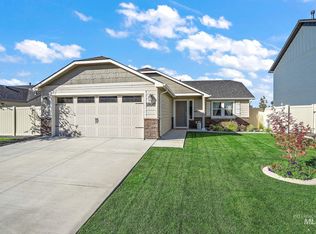 1898 E Cave Falls St, Kuna, ID 83634