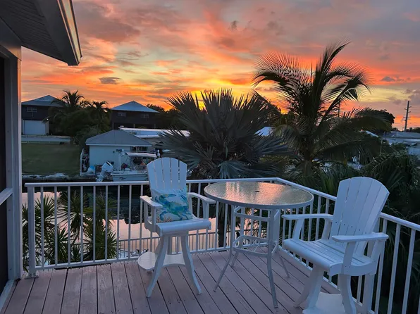 76 W Shore Dr, Summerland Key, FL 33042