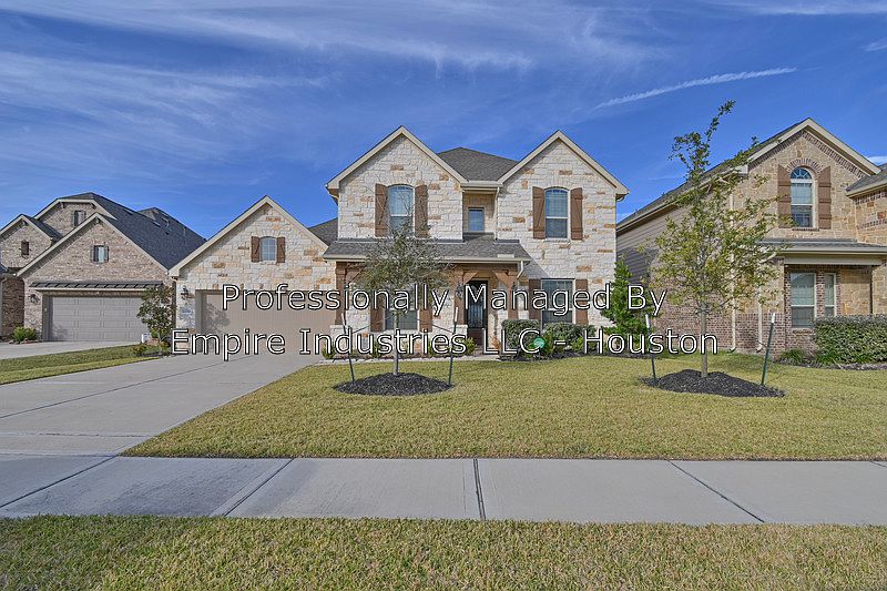 1st image of 20250 Aspenwilde Dr