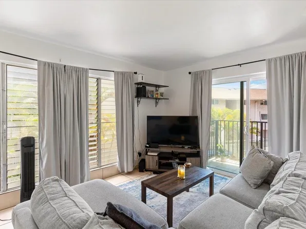 480 Pio Dr APT 206, Wailuku, HI 96793