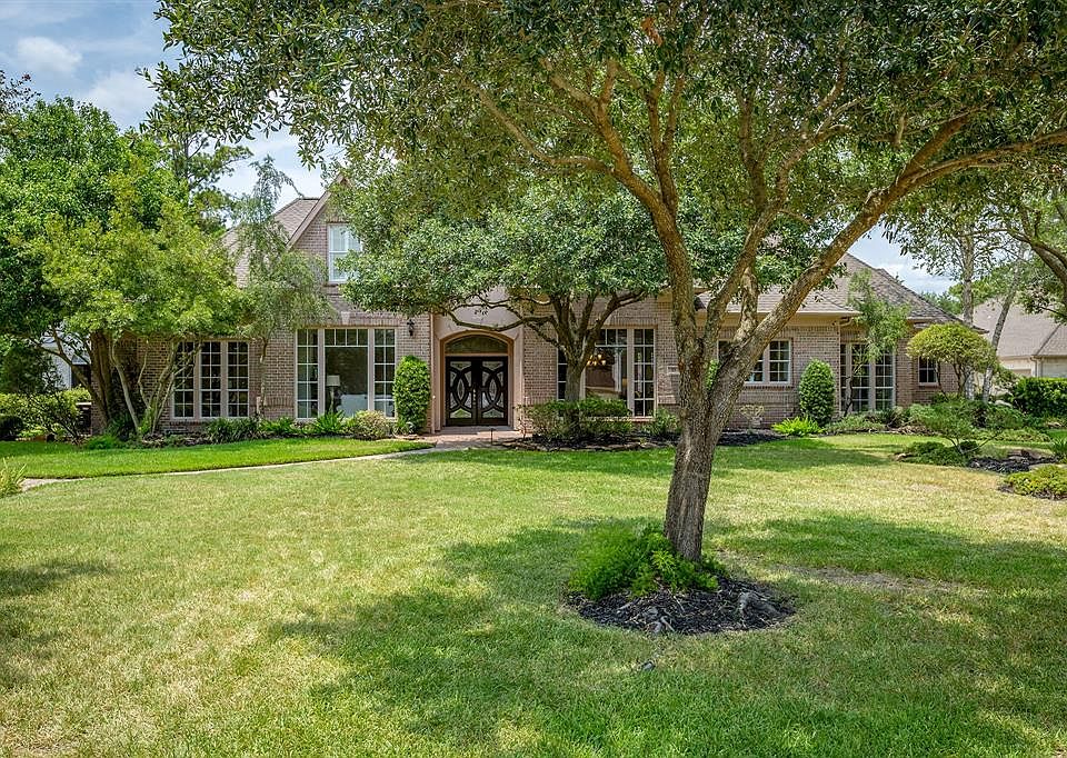 1st image of 53 Champion Villa Dr