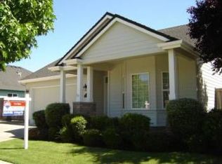 891 Old Orchard Ln, Springfield, OR 97477